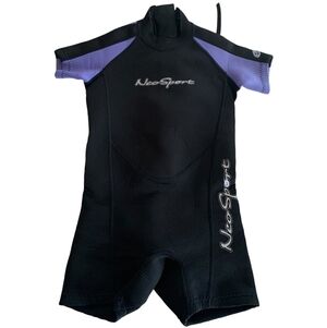 NeoSport Kids 2mm Wetsuit Size 4‎ Purple Retro Coastal Shorty Surf Swim Snorkel
